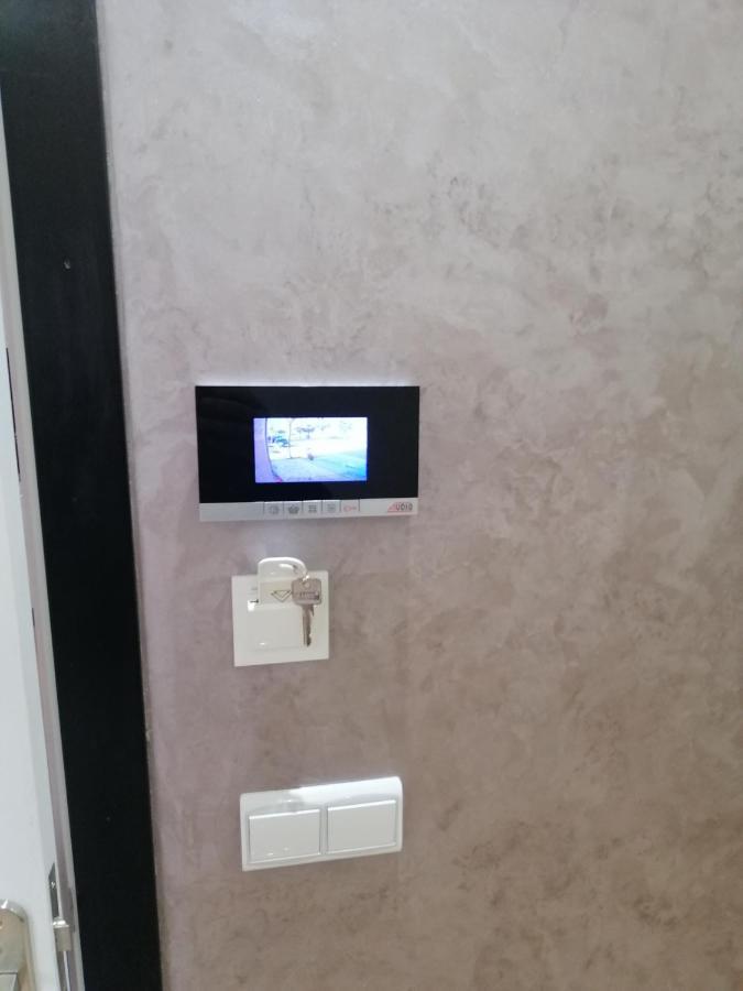 Apartment Comforts 1